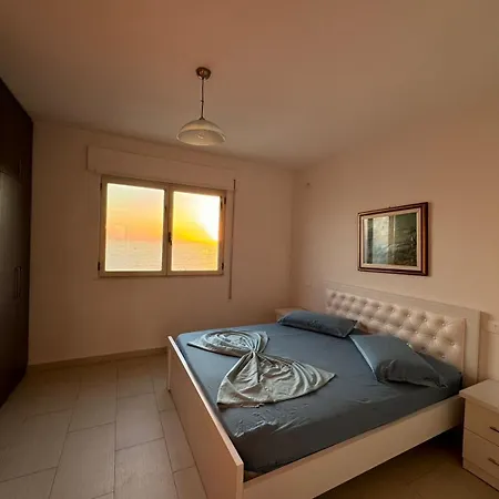 Aura Seaview Vollga Apartman *