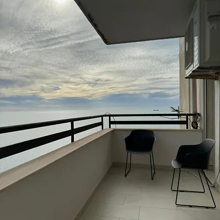 Aura Seaview Vollga * Durres